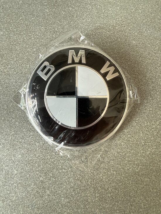 BMW emblēmas